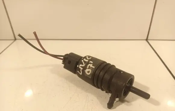 Honda Civic Windscreen/windshield washer pump 3043126 0807