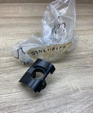 BMW 1 E81 E87 Front parking sensor holder (PDC) 51117118153