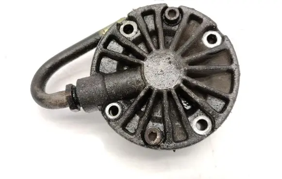Mercedes-Benz W123 Vacuum pump