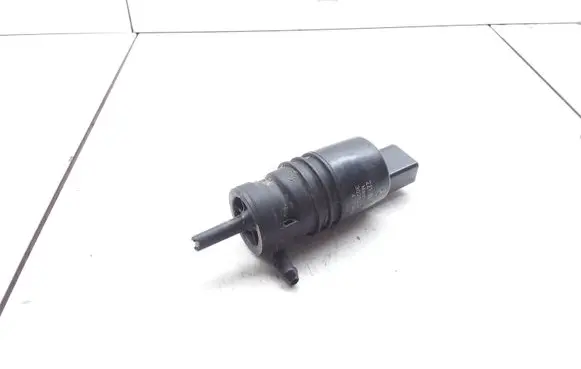 Mercedes-Benz CLS C218 X218 Windscreen/windshield washer pump 2218690121 3028232