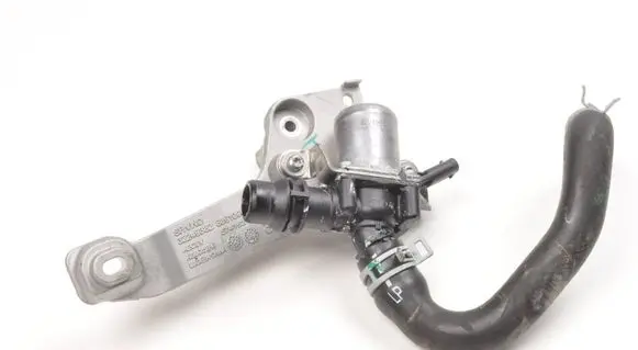 Volvo XC40 Water pump 32249537