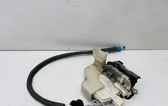 Audi A1 Front door lock 8J1837015C