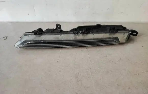 Porsche Cayenne (9Y0 9Y3) LED Daytime headlight 89250911