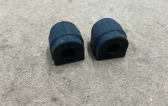 BMW 3 E46 Sway bar bush bracket, front 31351094555 1094555