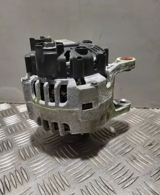 Renault Twingo II Generator/alternator 8200654541C 112153224 243509D