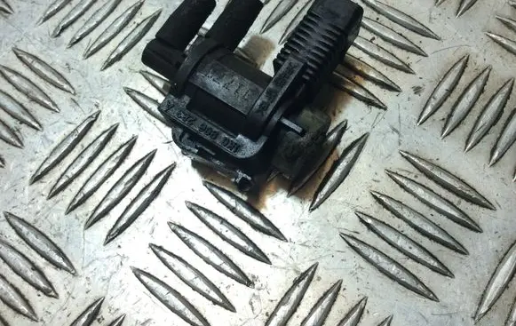 Audi A6 S6 C6 4F Turbo solenoid valve 1K0906283A
