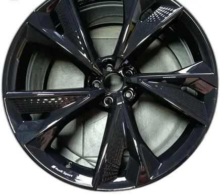 Audi RS6 C8 R22 alloy rim 