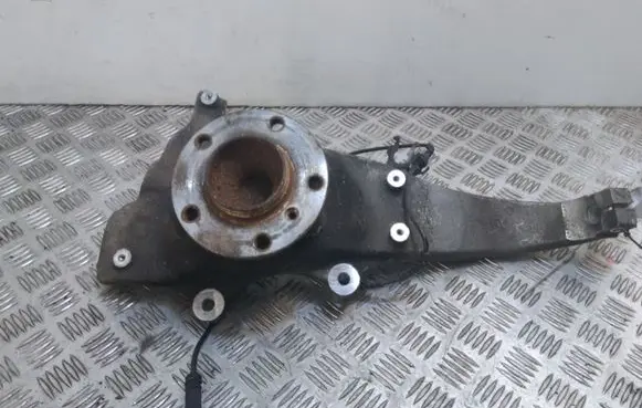 BMW 7 F01 F02 F03 F04 Front wheel hub