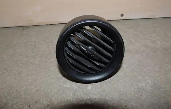 Seat Ibiza III (6L) Dashboard side air vent grill/cover trim