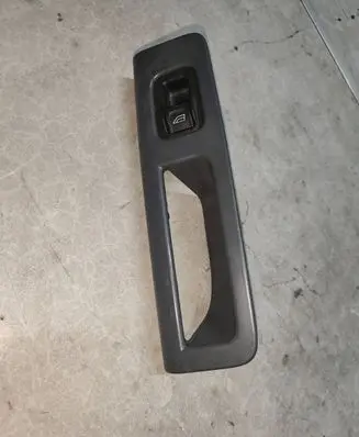 Volvo V50 Rear door handle trim 8679478