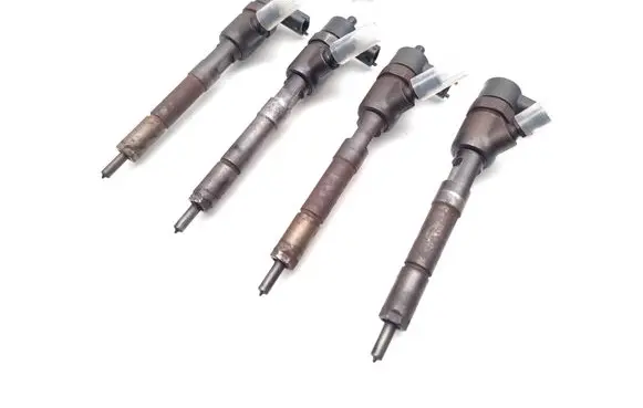 Fiat Doblo Fuel injectors set 0445110351