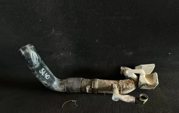 Ford C-MAX I Intercooler hose/pipe 3M519A673H