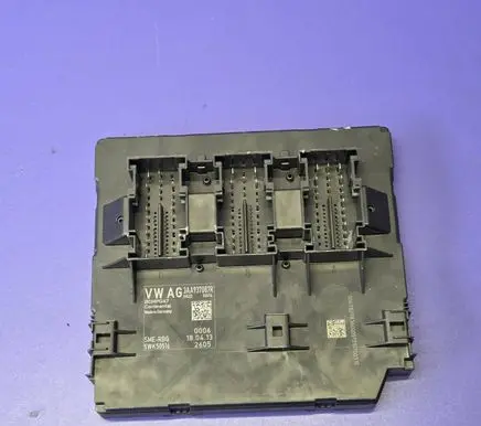 Volkswagen PASSAT CC Comfort/convenience module 3AA937087R 5WK50516 BCMPQ47