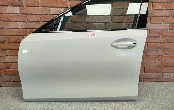BMW 3 G20 G21 Front door 7482275