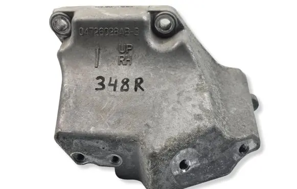 Dodge Challenger Engine mounting bracket 04726028AB