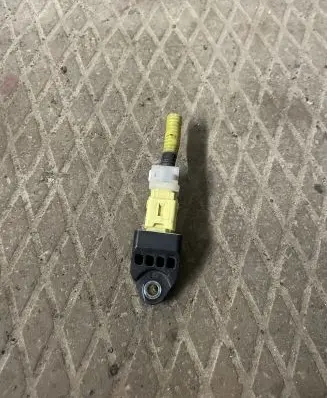 Subaru Outback Airbag deployment crash/impact sensor 98237AG020 765814YTV