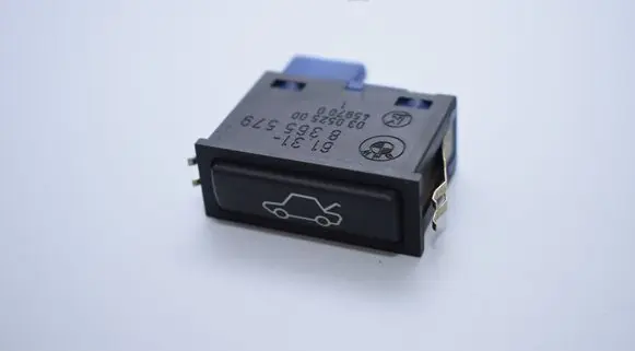 BMW 5 E39 Tailgate opening switch 8365579