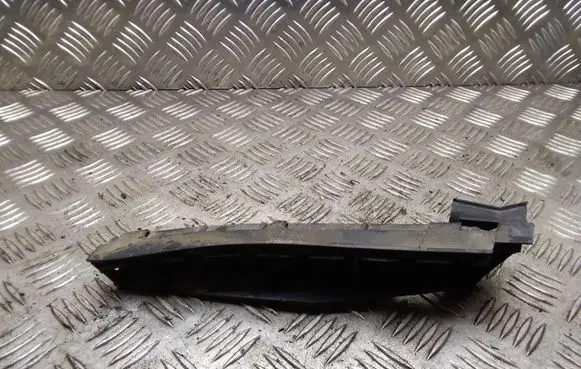 Audi A3 S3 8L Front bumper mounting bracket 8L0807184