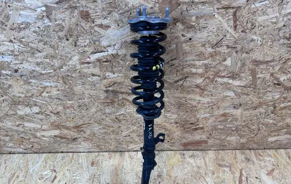 Mercedes-Benz GLC X253 C253 Front shock absorber with coil spring