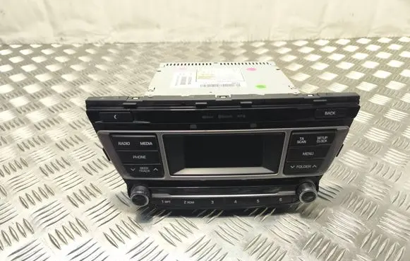Hyundai i20 (GB IB) Radio/CD/DVD/GPS head unit 96170C8050RDR AC110C8EE