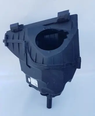 Audi A8 S8 D5 Air filter box cover 4N0133824AA