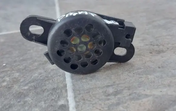 Volkswagen PASSAT B6 Parking PDC sensor speaker 8E0919279