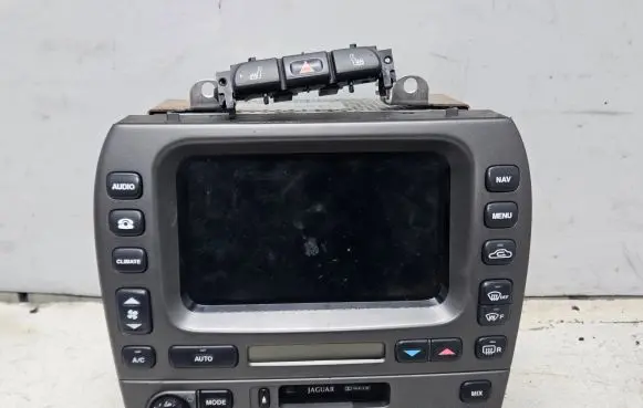 Jaguar X-Type Radio/CD/DVD/GPS head unit 462200-5352 1X4310E889GB