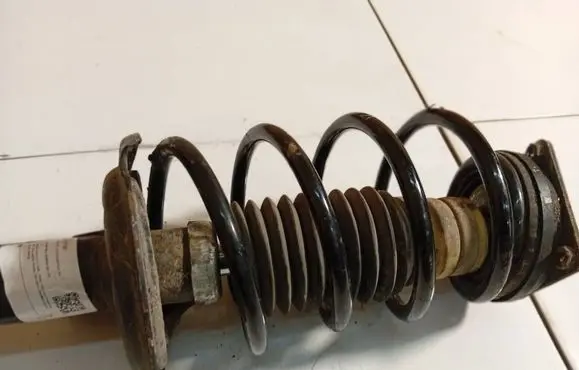 Mercedes-Benz B W245 Front coil spring 
