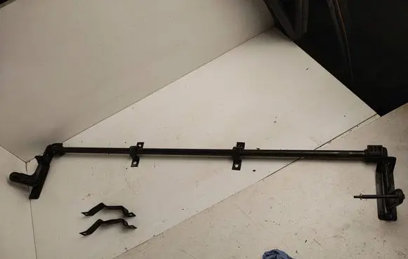 Saab 900 CD Rear seat guide rail 9719717 9736190 9729716