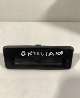 Skoda Octavia Mk2 (1Z) Tailgate/trunk/boot exterior handle CZ1Z0827