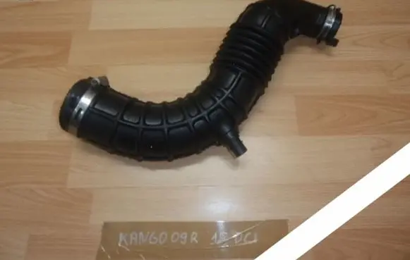Renault Kangoo II Engine coolant pipe/hose