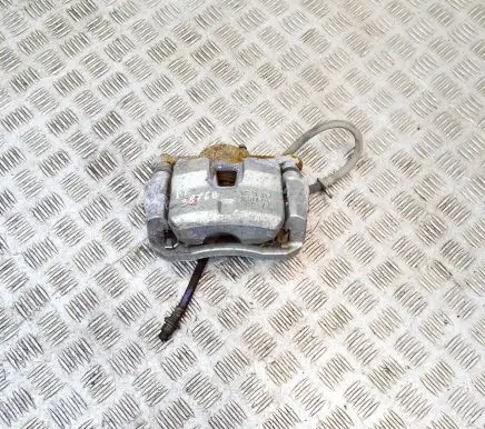 Toyota Prius (XW50) Front brake caliper 4775012B10