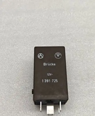 BMW 5 E39 Other relay 1391725