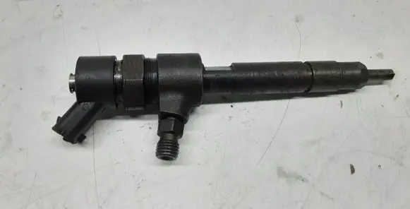 Alfa Romeo 166 Fuel injector 0445110119