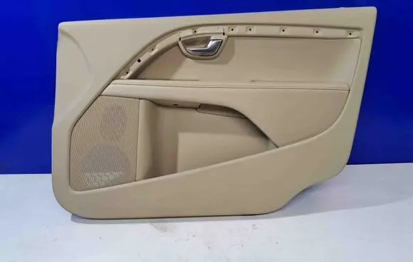 Volvo XC70 Front door card panel trim 30649480 39816039