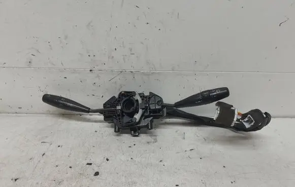 Hyundai Accent Wiper turn signal indicator stalk/switch 9340022052