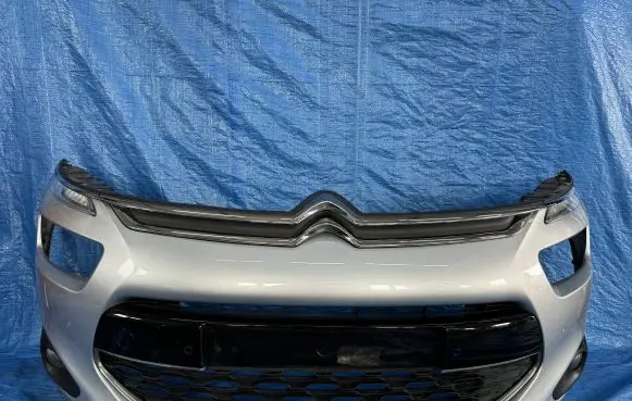 Citroen C4 II Picasso Front bumper