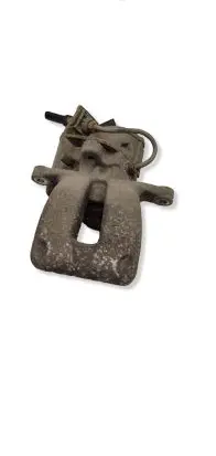 Volkswagen PASSAT B6 Front brake caliper 