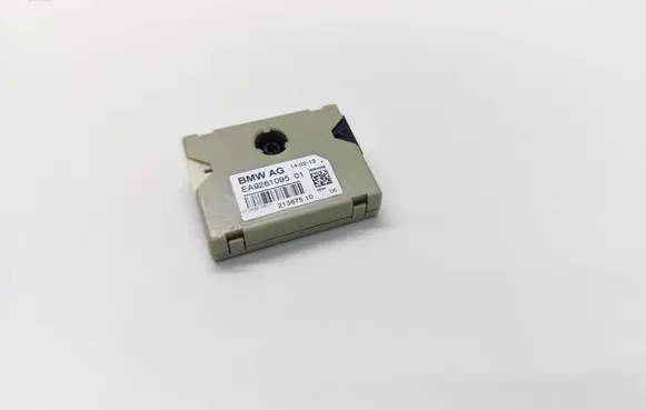 BMW 7 F01 F02 F03 F04 Aerial antenna amplifier 9261095 926109501 EA9261095