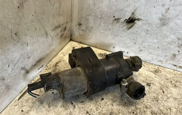 Coolant heater control valve