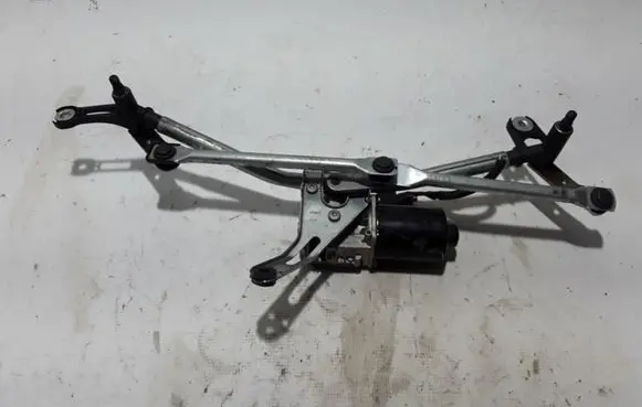 Volvo XC60 Front wiper linkage 32282191