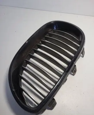 BMW 5 E60 E61 Front grill 51137027064