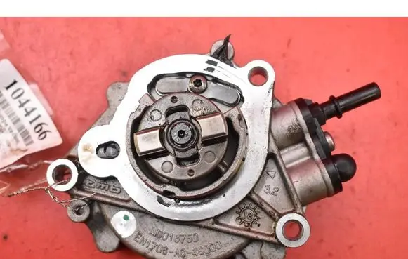 Peugeot 308 Vacuum pump 9827166480