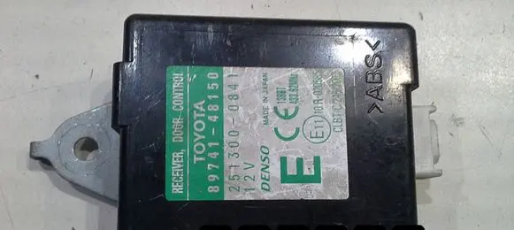 Lexus RX 330 - 350 - 400H Engine control unit/module 89741-48150