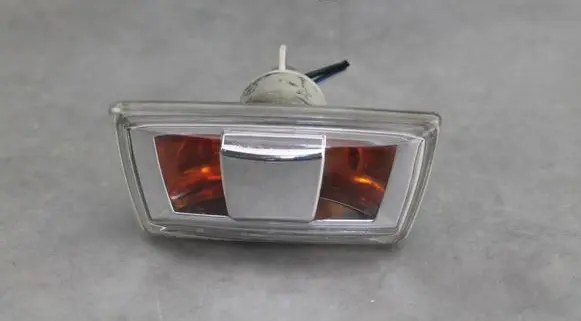 Opel Adam Front fender indicator light 13252455 13252456