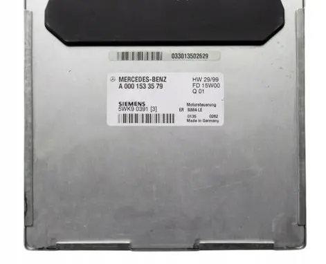 Mercedes-Benz E W211 Engine control unit/module A0001533579