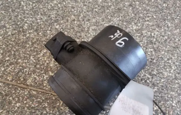 Hyundai Terracan Mass air flow meter 0280218130 6650943048