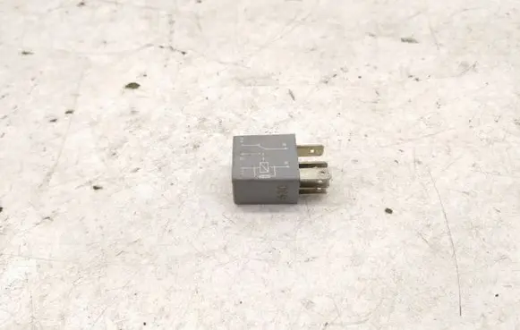 Mercedes-Benz Vito Viano W638 Cruise control relay A0055451005 0055451005