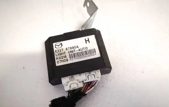 Mazda CX-7 Light module LCM e22767890a