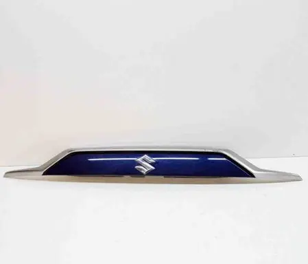 Suzuki SX4 S-Cross Trunk door license plate light bar 7681142420 7680142270